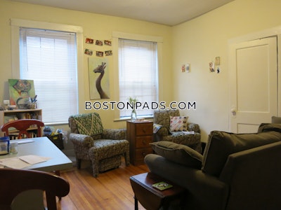 Allston/brighton Border Apartment for rent 1 Bedroom 1 Bath Boston - $2,200 No Fee