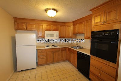 Norwood Apartment for rent 2 Bedrooms 1 Bath - $2,400 No Fee